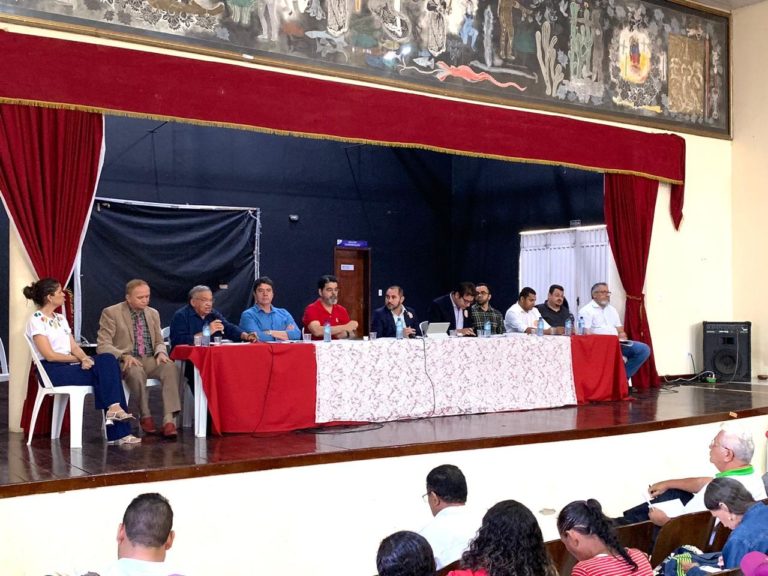 Comitê debate sobre construção da Barragem Lago de Fronteiras durante Audiência Pública, em Crateús