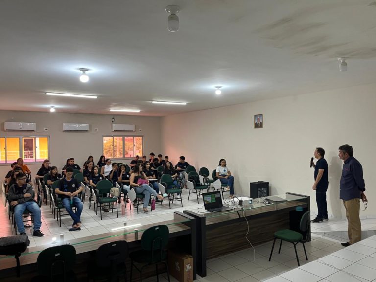 Secretaria executiva do CBHSC realiza roda de conversa sobre mudanças climáticas em parceria com SEMARH de Independência